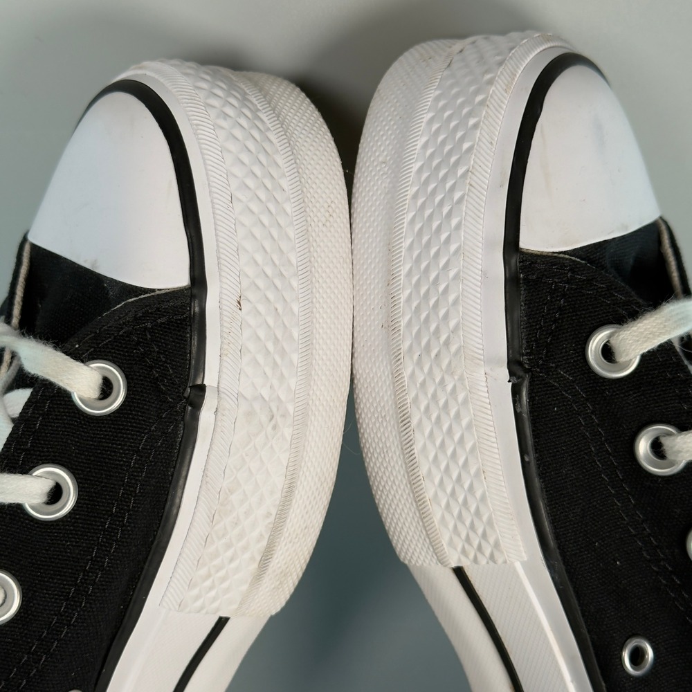 Converse Chuck Taylor All Star Lift Platform Womens 8 Hi Top Black White Lace Up - Picture 10 of 16